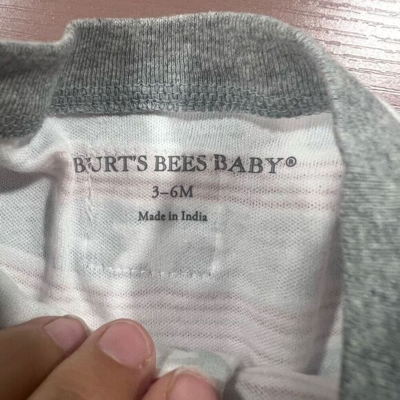 Burt’s Bees Patriot Stars and Stripes Sleeper - Picture 4 of 4